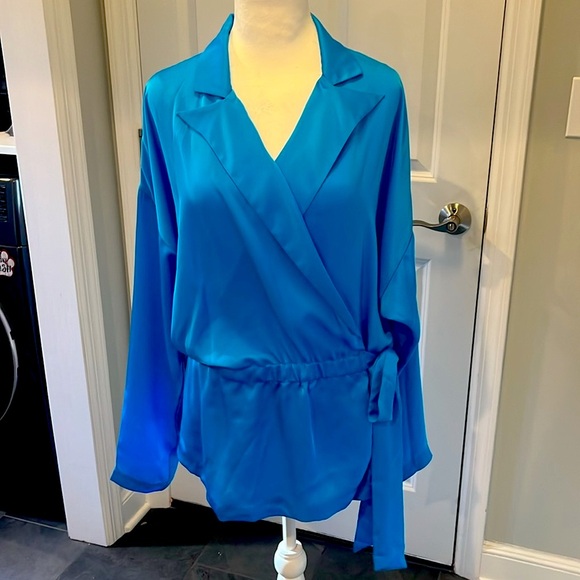 NWT Ramy Brook Rori Jacket satiny jacket kimono wrap cerulean blue, size L - Picture 1 of 14